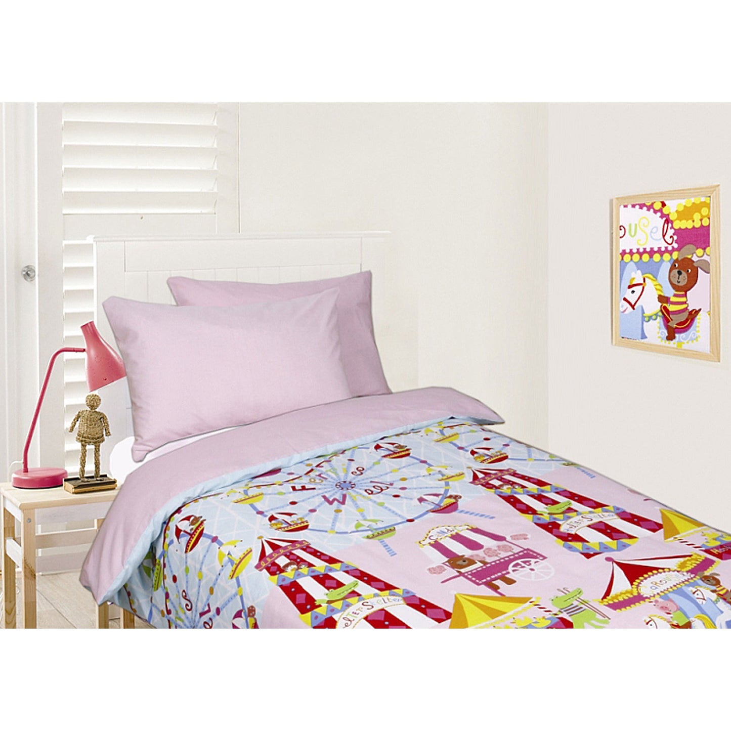 Glow in the Dark Funfair Pink Quilt Cover Set for single bed - Kids favorite.
