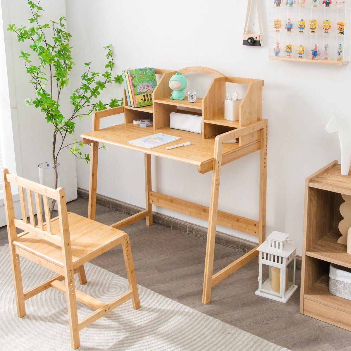 Space-Saving Bamboo Desk for Creative Kids