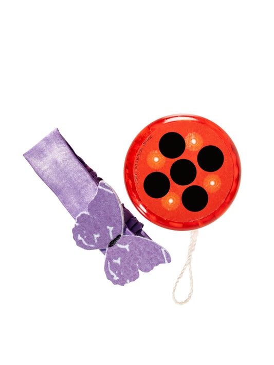 Miraculous Ladybug light-up yoyo and color-changing wristlet set for childrens imaginative play.