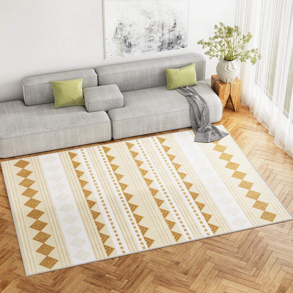 Soft Bohemian rug for kids rooms, 200x290cm, creating cozy, playful space with stylish design.