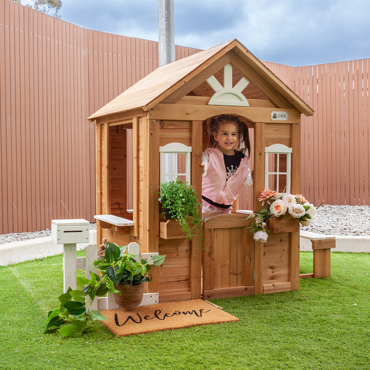 Teddy Cubby House | Natural Timber with Floor & Picket Fence