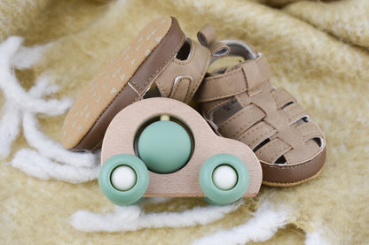 Kaper Kidz EcoSpin Green Car | Beech Wood Silicone Toy 12M+