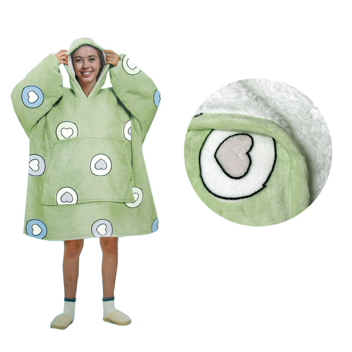 Soft apple heart design sherpa hoodie blanket for cozy kids warmth and comfort at home.