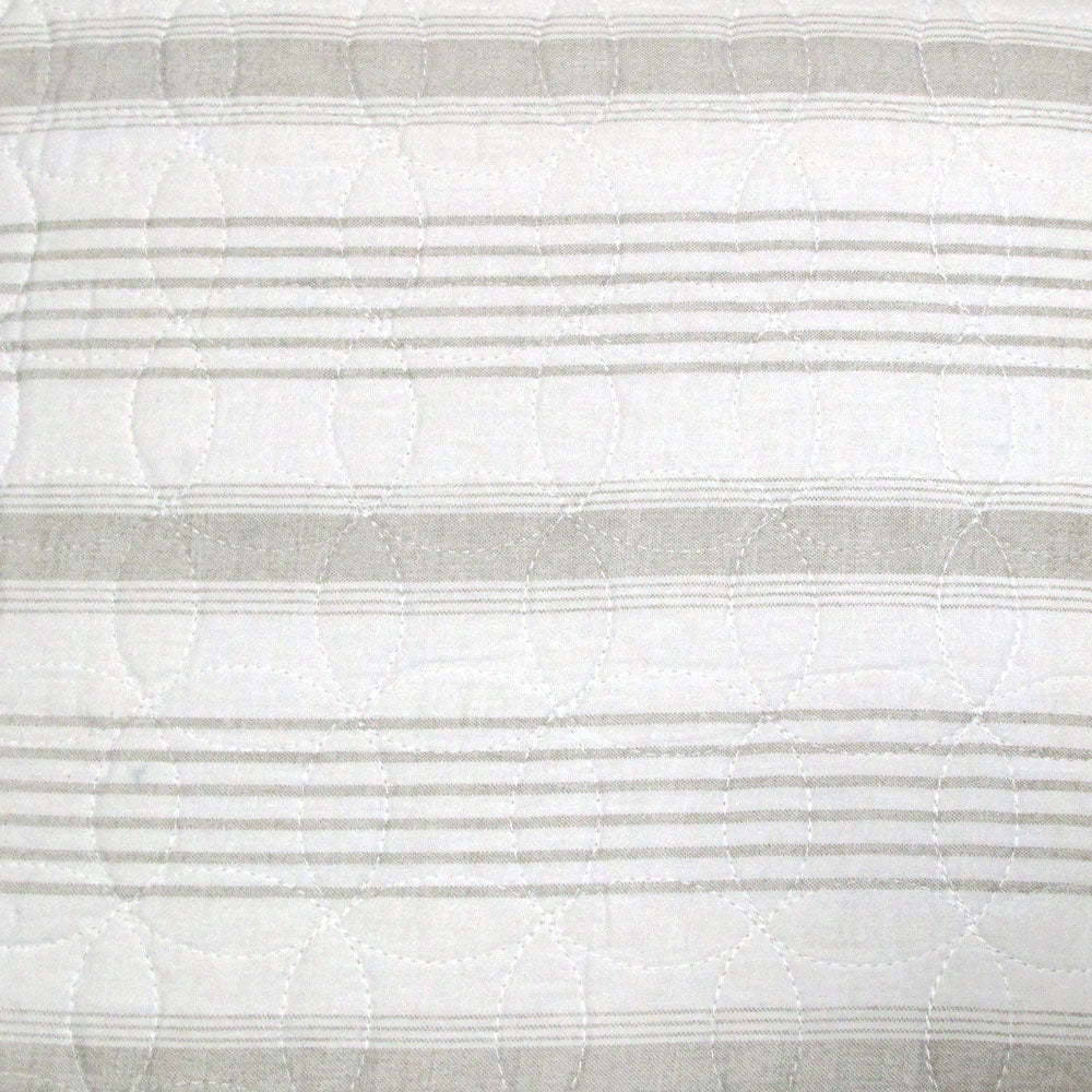 Quilted cotton queen-size cover set with Regatta Stone design, ideal for childrens bedrooms.