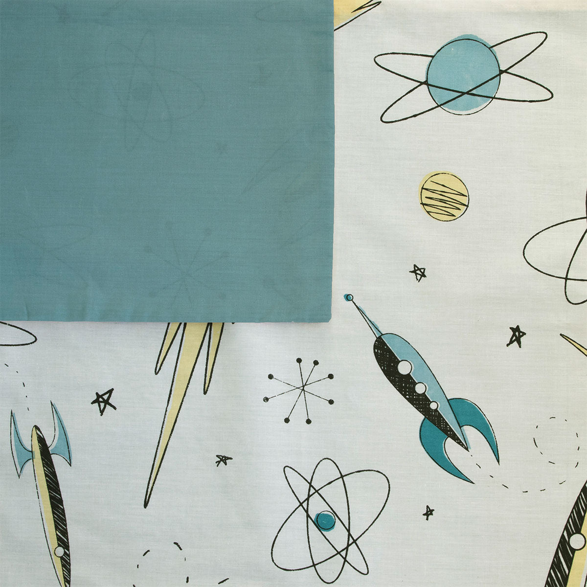 Jelly Bean Kids Rocket Boy Double Quilt Cover Set | Chambray. Vibrant space-themed bedding for children.