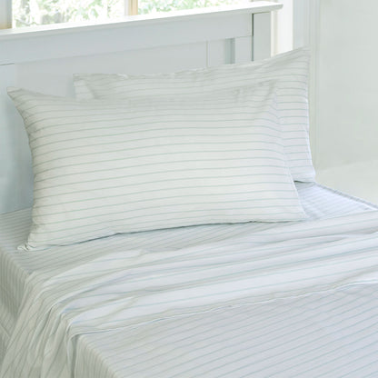 Colorful striped chambray double sheet set for kids room decor and comfortable sleep experience.