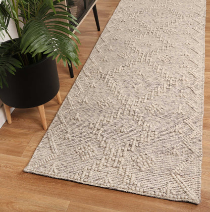 Colorful tribal wool blend rug for kids room decor, size 200x290, playful design, no tassels.