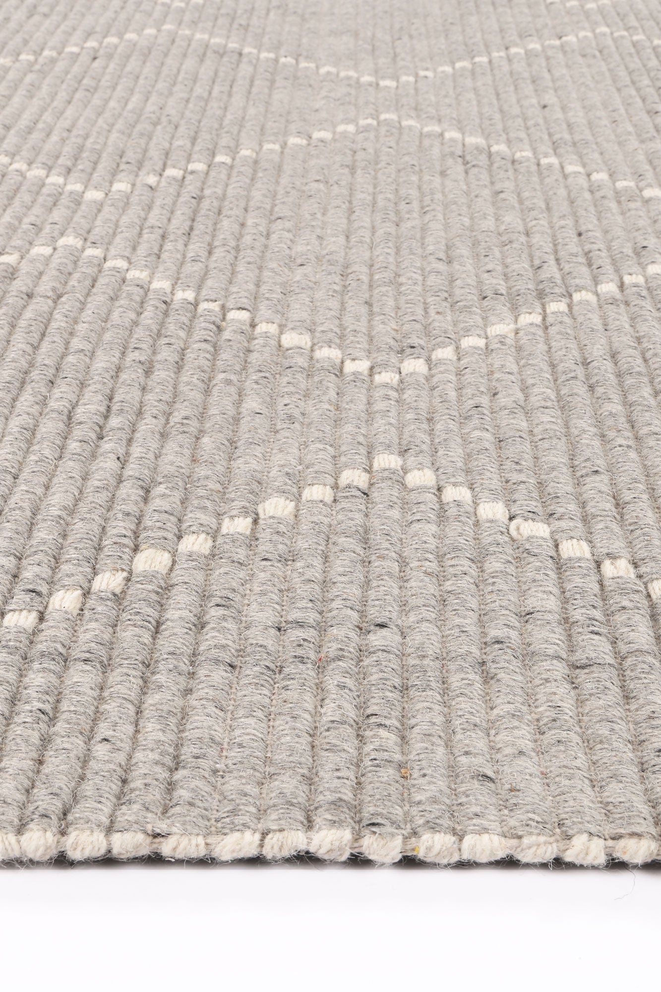 Gray tribal area rug sized 300x400 cm, ideal for cozy childrens play areas.