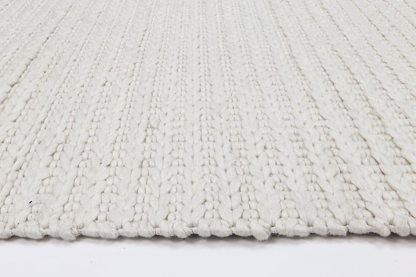 White wool blend tribal rug 160x230cm, ideal for childrens room decor with tribal design.