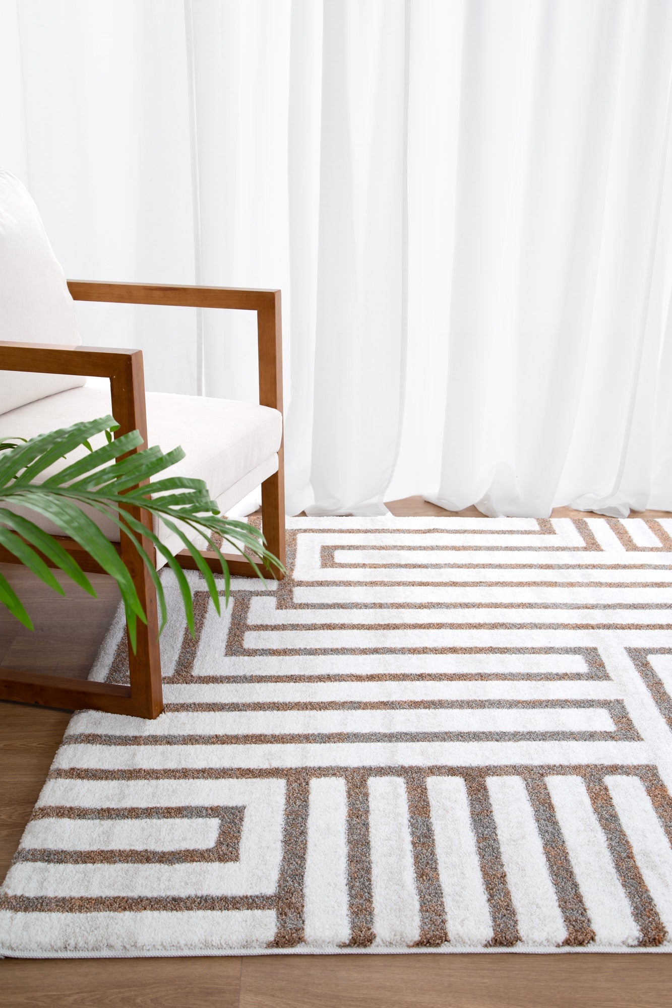 Soft and plush 2cm thick polyester rug, 120x170, designed for cozy childrens playrooms.