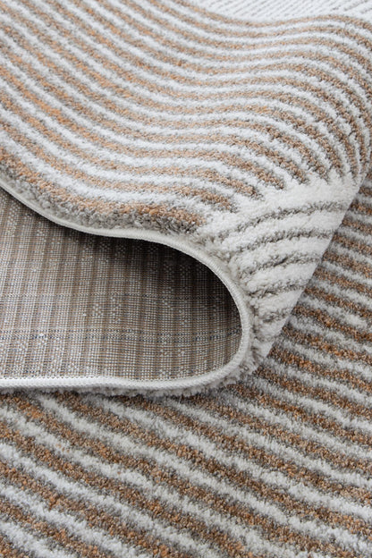 Soft and thick polyester rug for childrens rooms (160x230) offering plush comfort and indulgence.