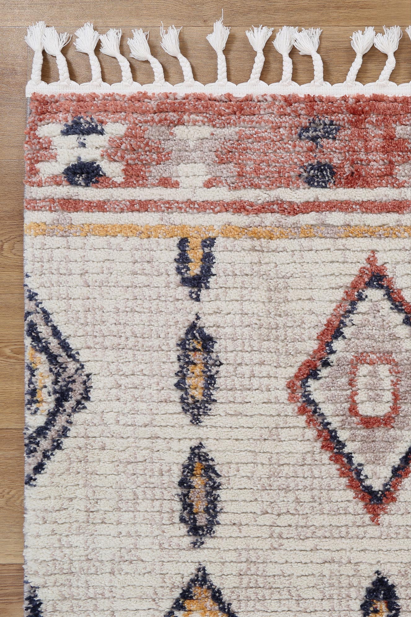 240x330cm Moda Morocco Plush Shag Rug ideal for teen bedroom, cozy and stylish.