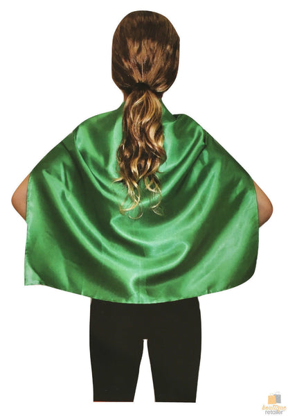 Kids green short cape, ideal for costumes and school events, perfect for playful dress-up.