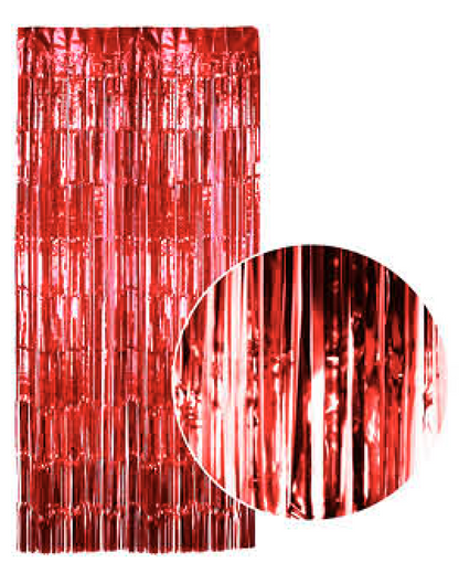 Sparkling red tinsel curtain adds fun charm to kids party decor (200x100cm).