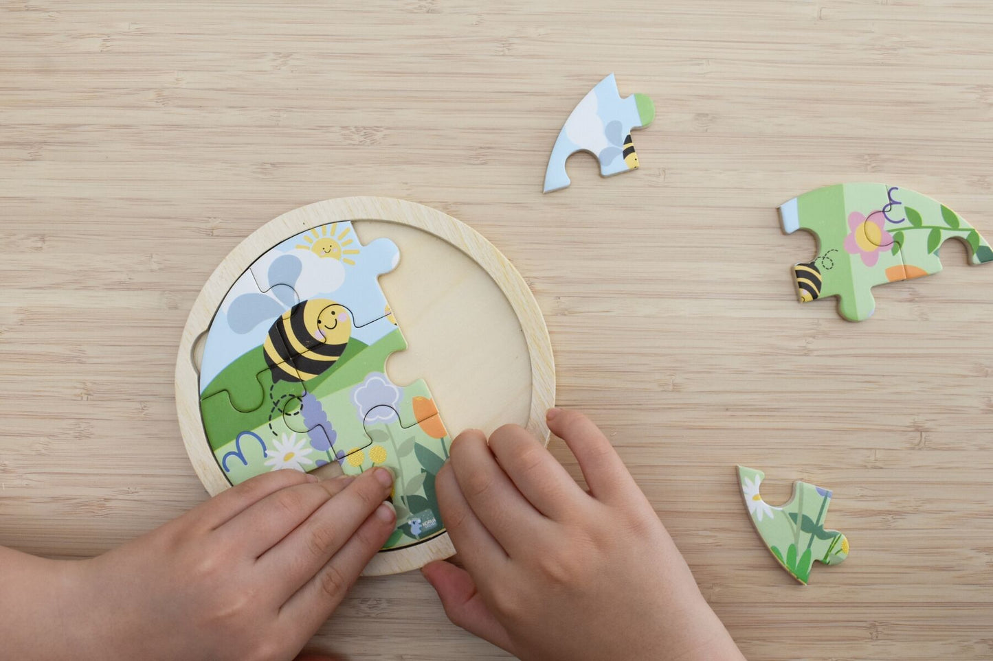 Wooden 9 Pcs Jigsaw Puzzle Buzzy Days Bee Garden