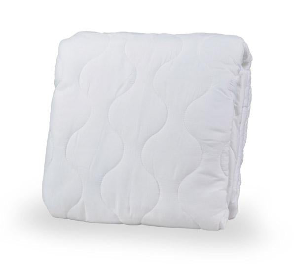 Quilted microfibre mattress protector for single bed, ideal for kids comfortable sleep.