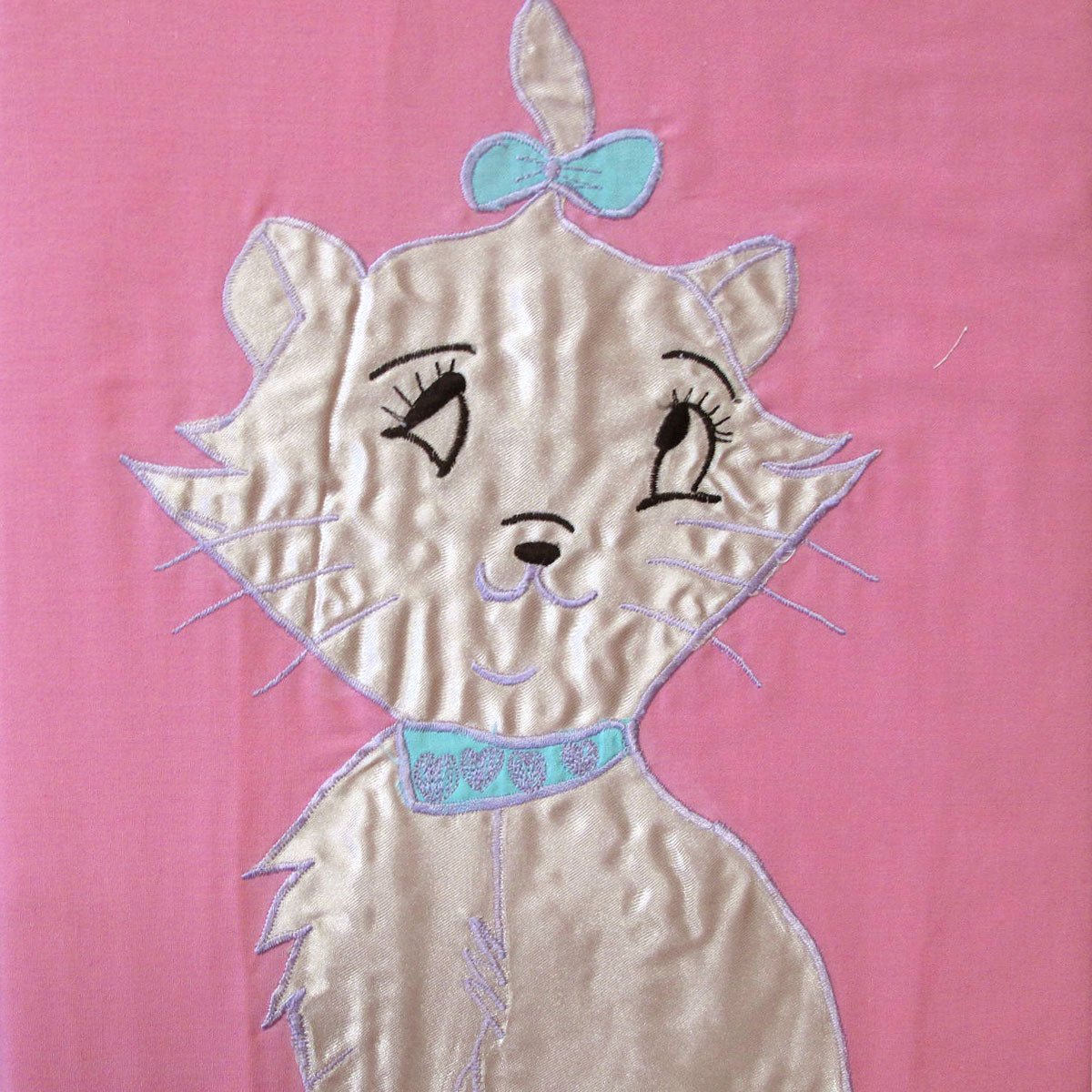 Girls single bed quilt cover set featuring adorable cat embroidery, perfect for kids bedrooms.