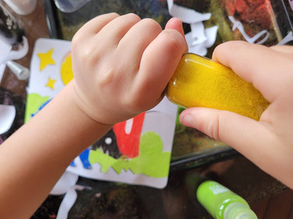 Sand Art Kit Night Scene | Create glowing, colorful masterpieces with this interactive child-friendly set.