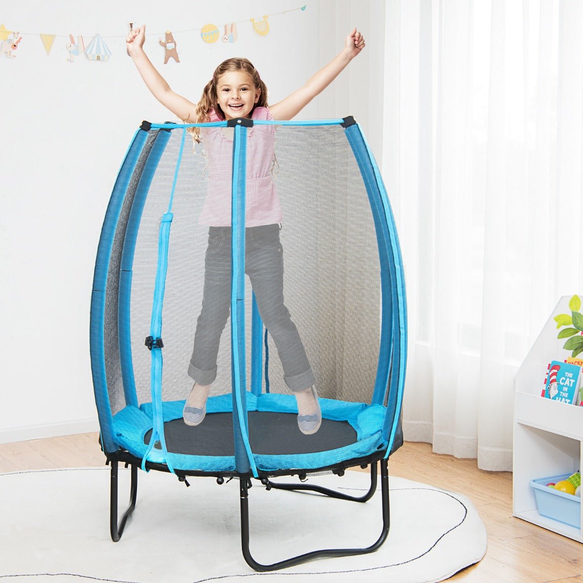 Outdoor Adventure: 42 Inches Trampoline with Enclosure Net and Safety Pad