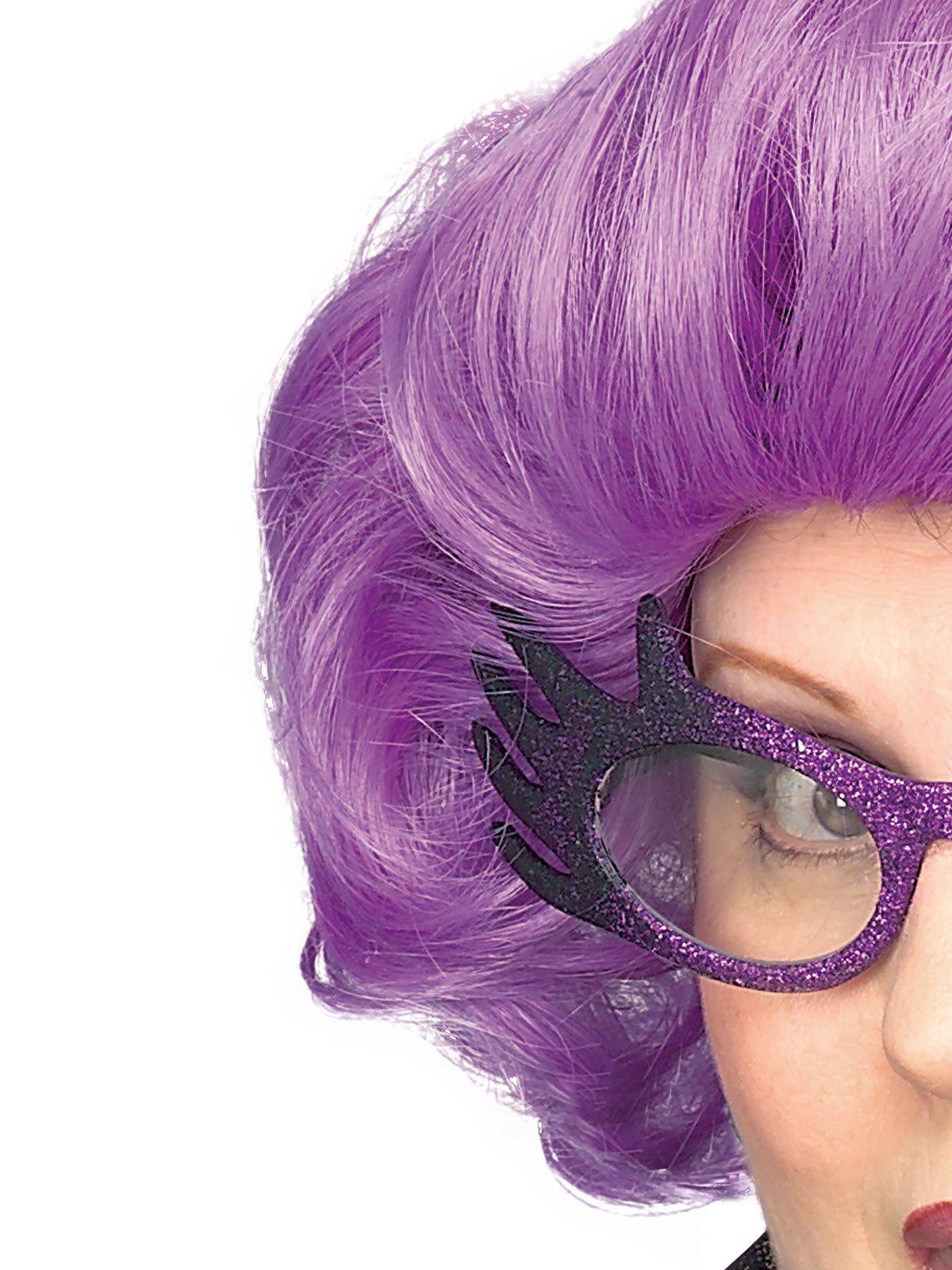 Short wavy purple wig for adults. Vibrant costume accessory for fun playtime at home.