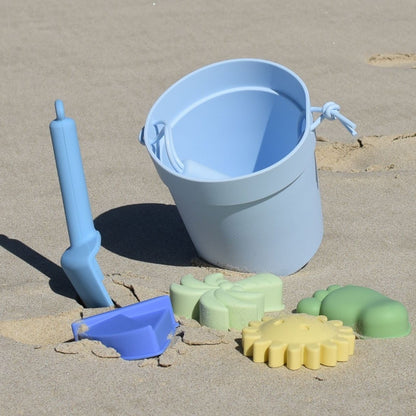 Sturdy Silicone Beach Kit in Blue