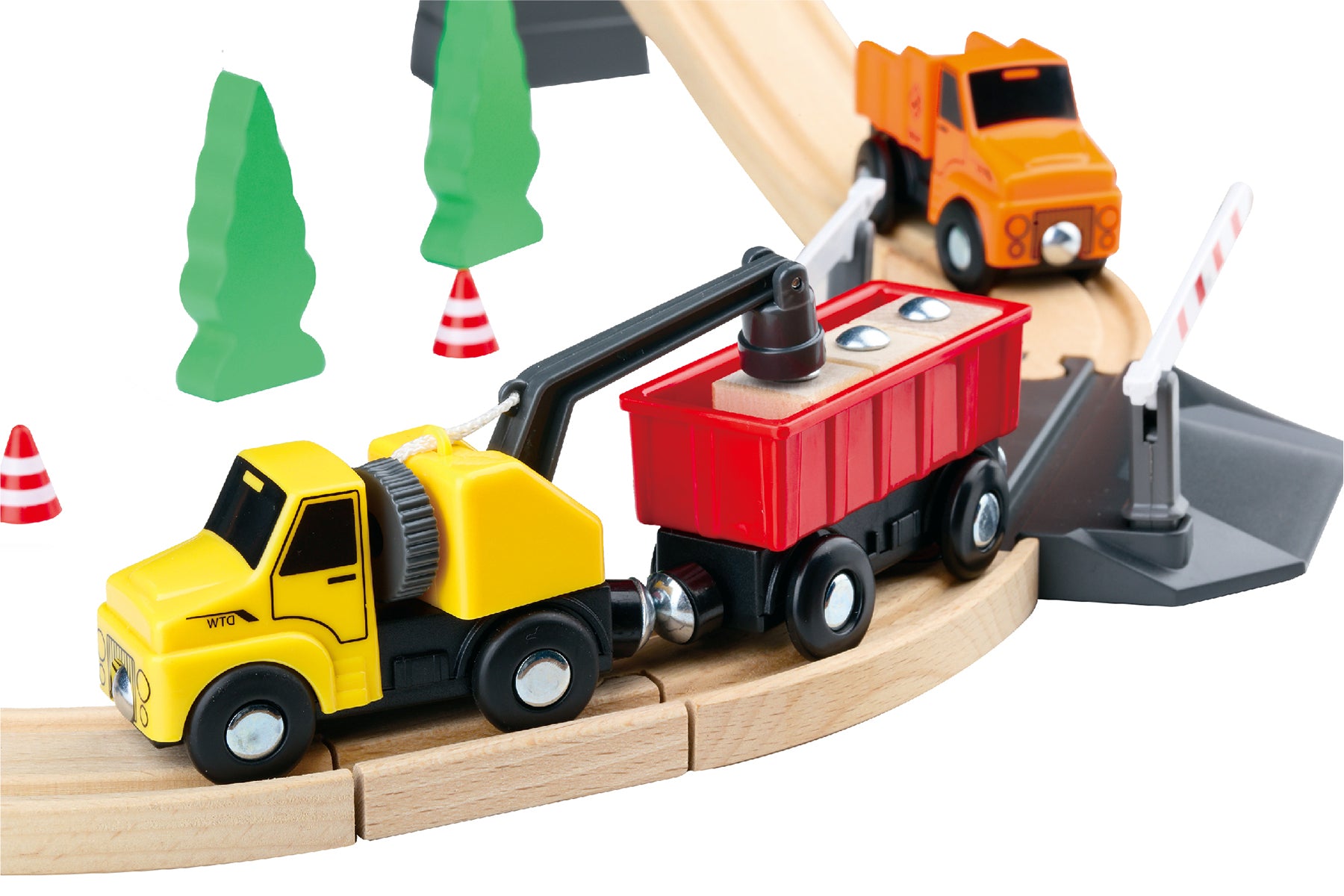 35-piece construction yard train set for kids, creative playtime with tracks and vehicles.