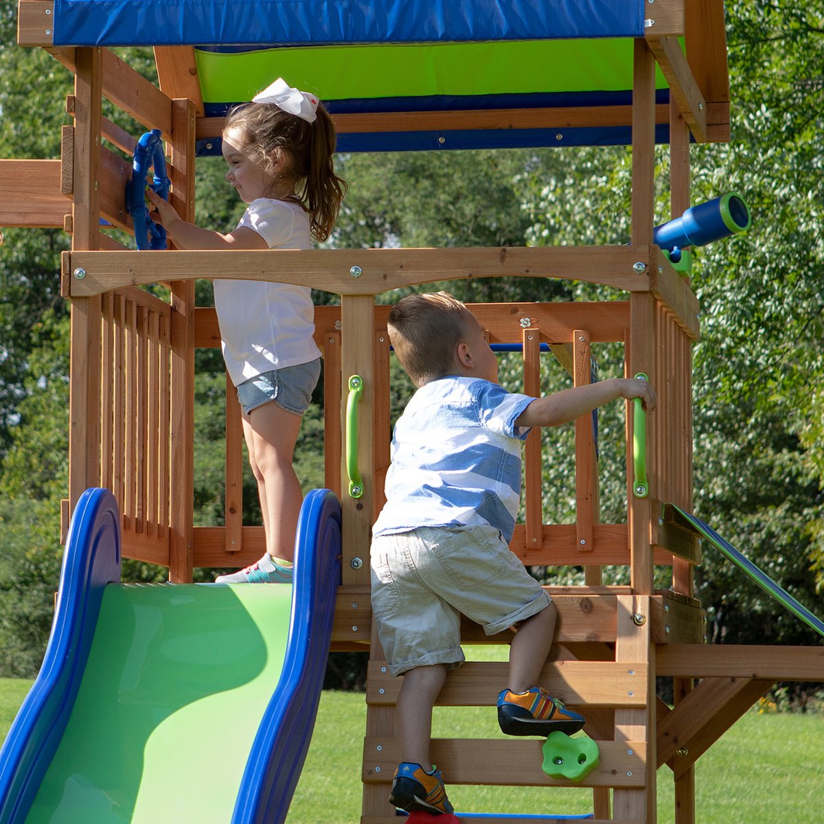 Backyard Discovery Northbrook Swing & Play Set: Joyful Outdoor Entertainment