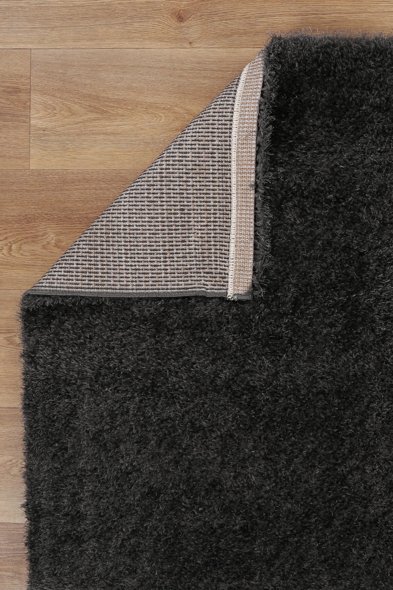 Brendon Anthracite Shaggy Rug | Soft and cozy rug ideal for a childs room decor.