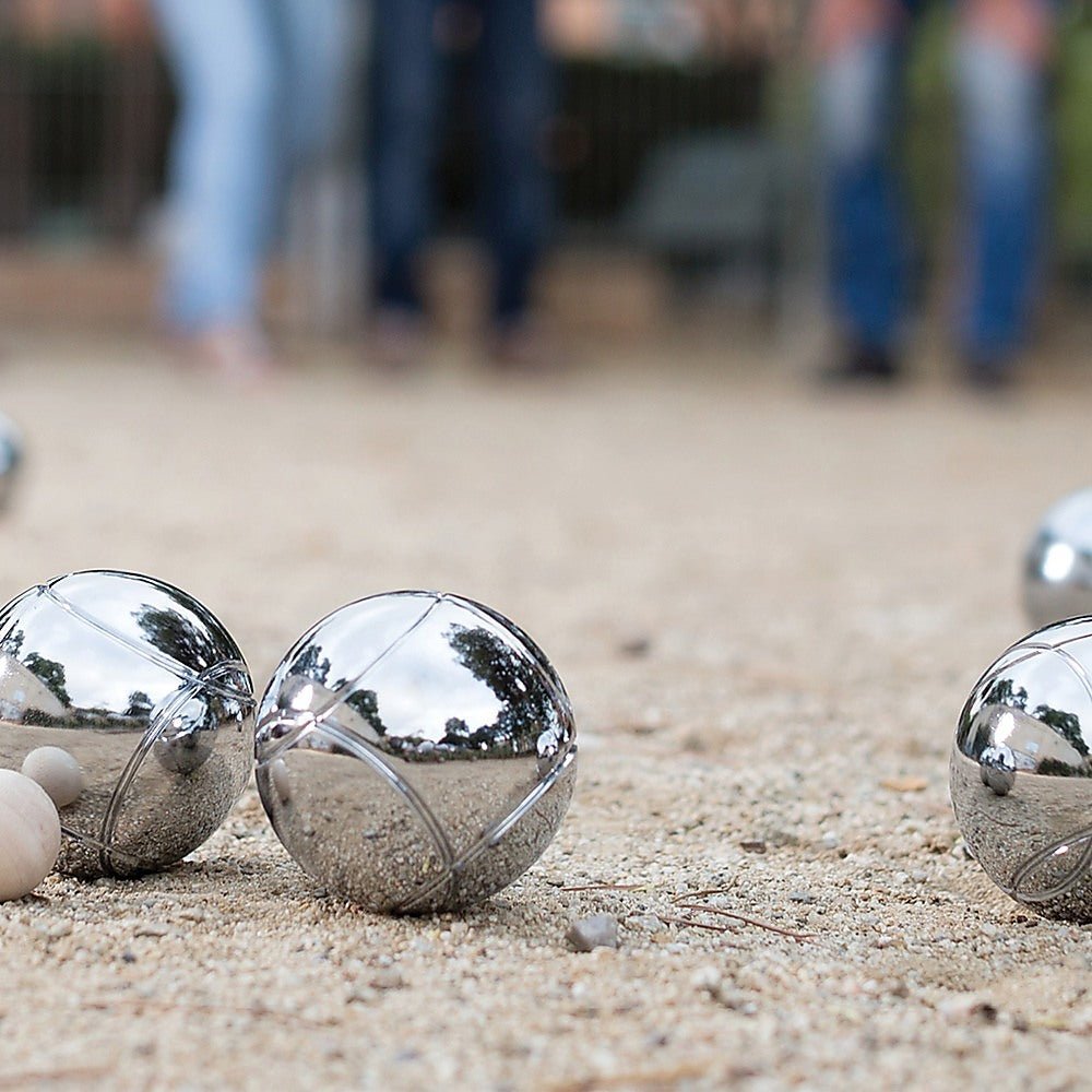 8-Ball Boules Set | Portable game for family fun at home, perfect for childrens entertainment.