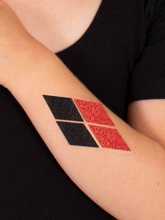 Harley Quinn glitter tattoo for kids, featuring DC Comics character. Temporary fun at home.