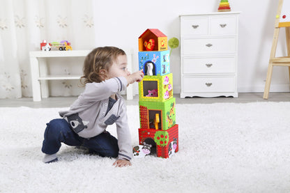 Kids farm-themed nesting box for imaginative play, storing toys and enhancing room decor.