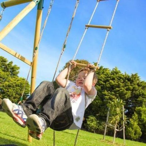 Rung Rope Ladder: Playful Climbing for Children
