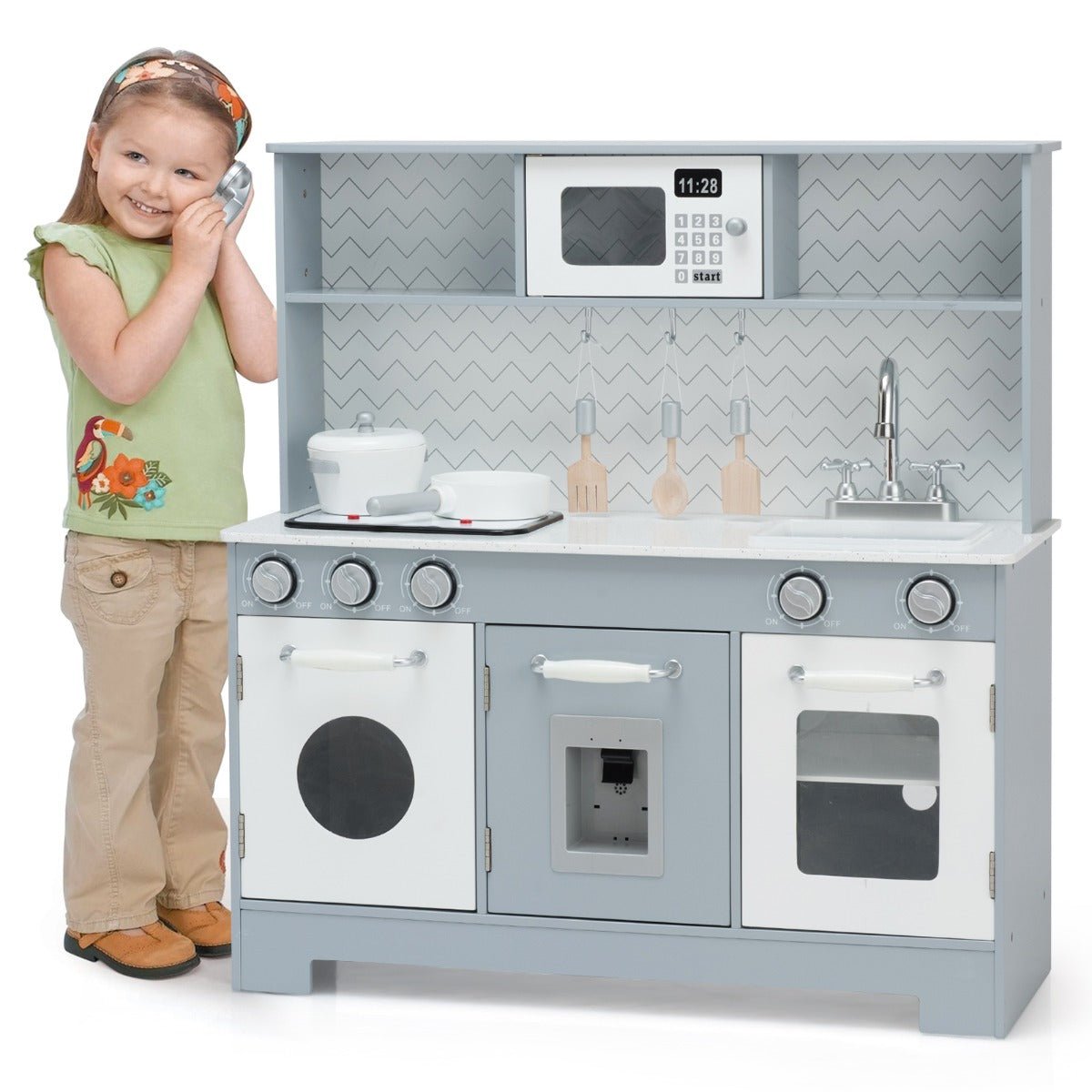 Cooking Creativity Unleashed: Kids Wooden Pretend Kitchen Playset with Accessories